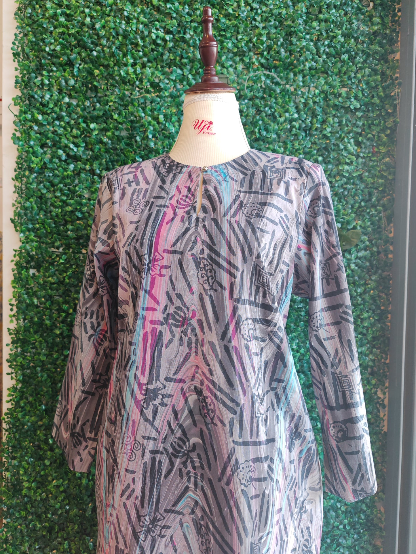 Bespoke Baju Kurung Moden - Batik Malaysia Cotton