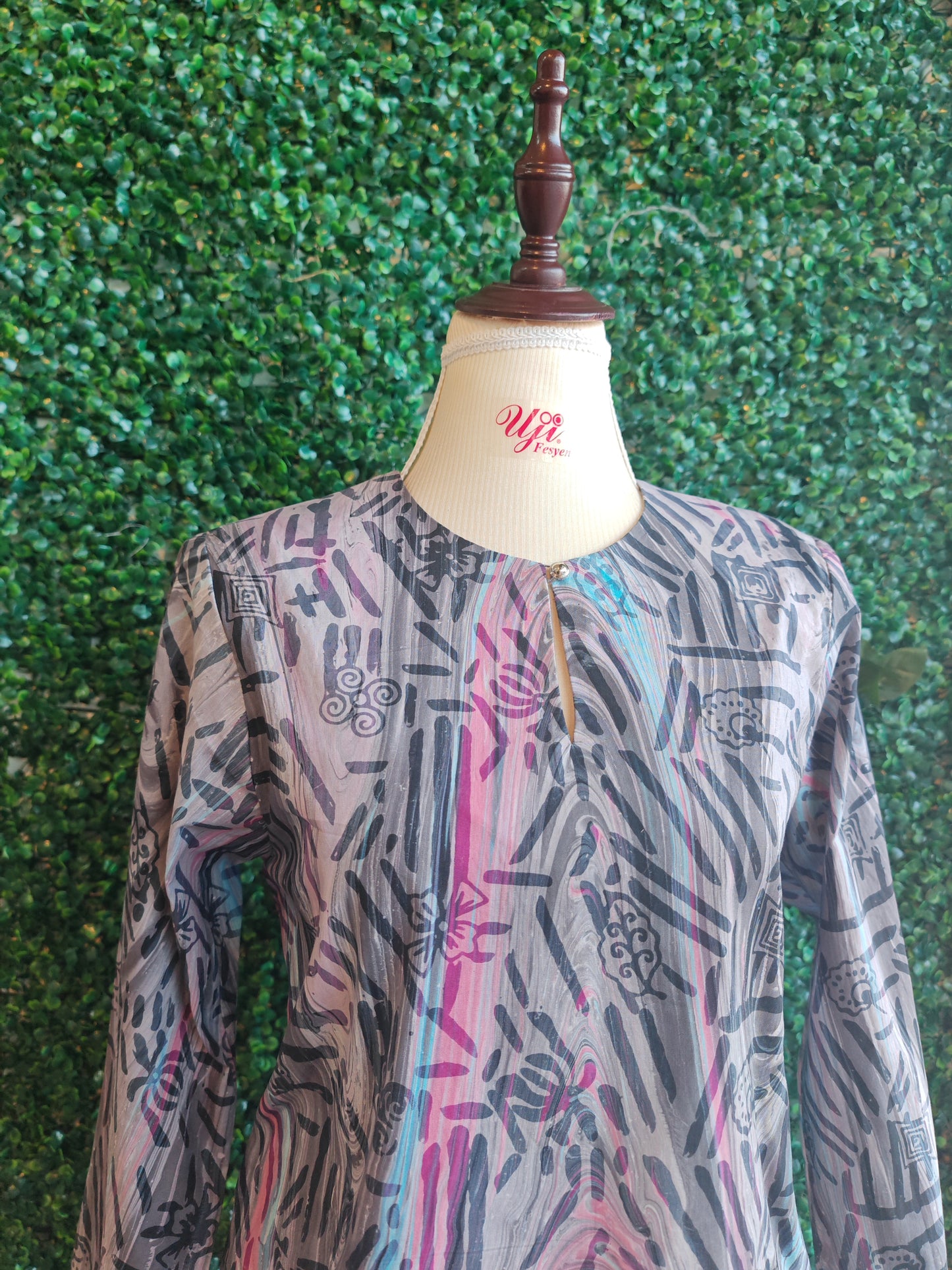 Bespoke Baju Kurung Moden - Batik Malaysia Cotton