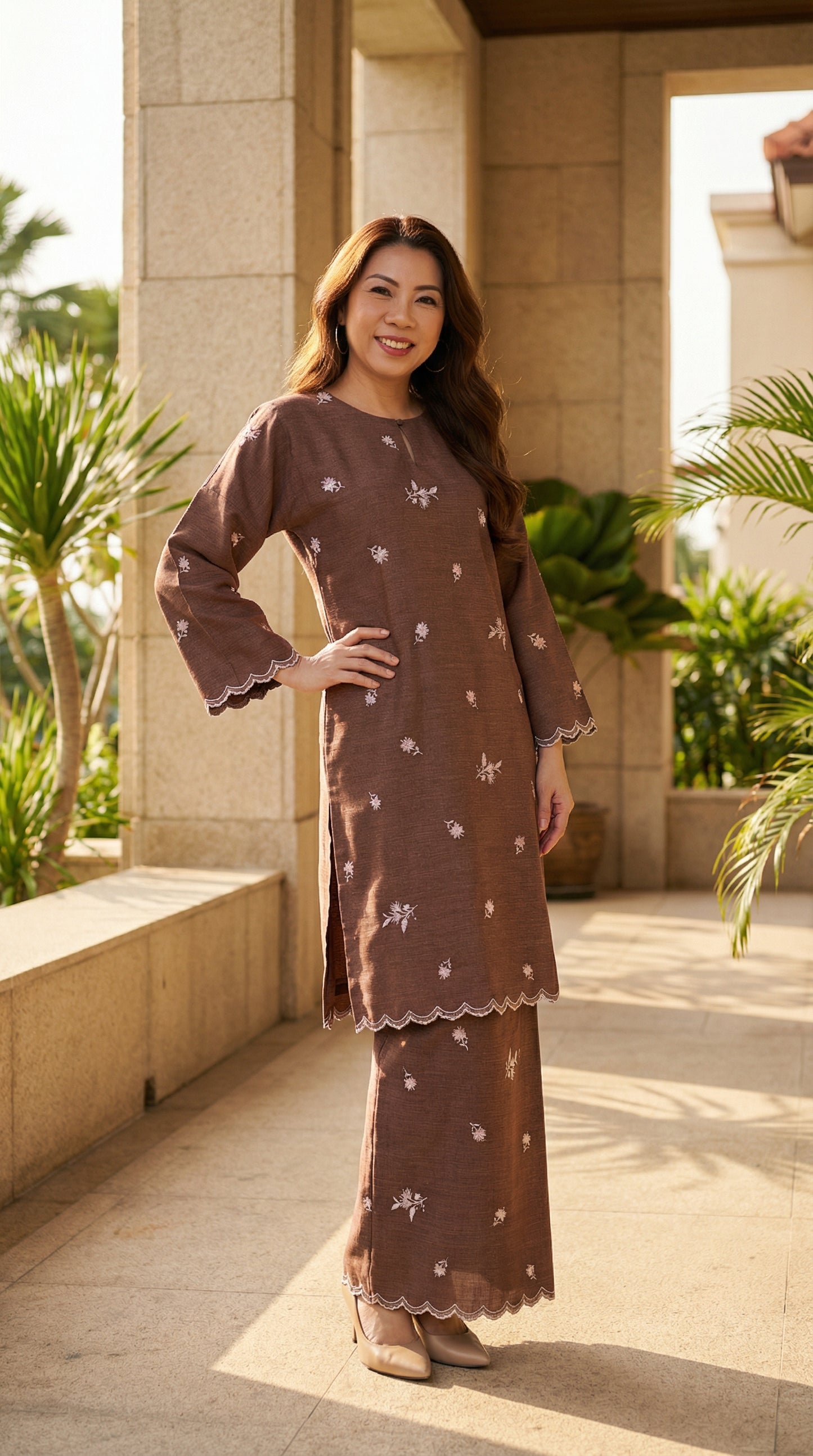 Kurung Della