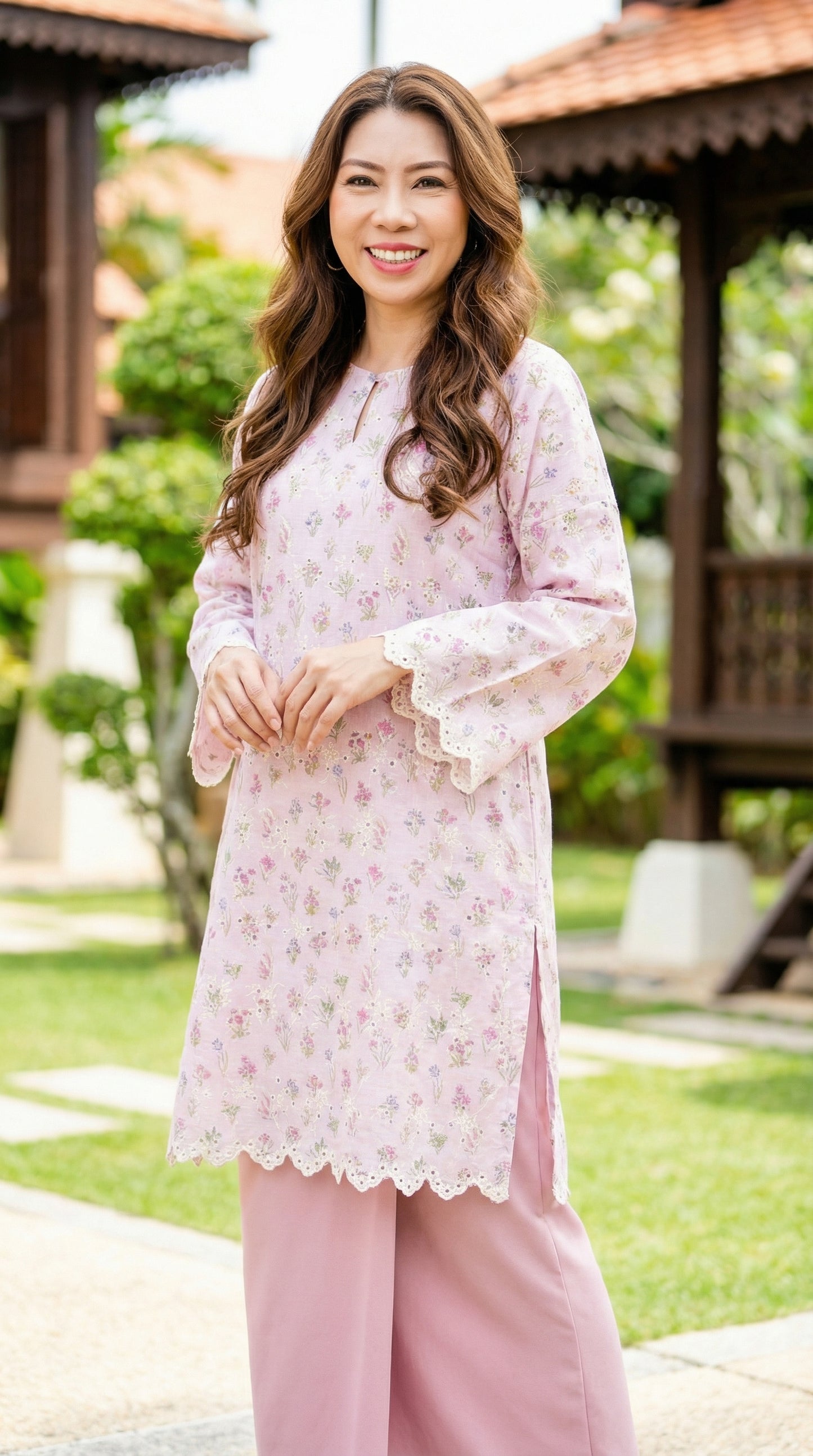 Kurung Deeja